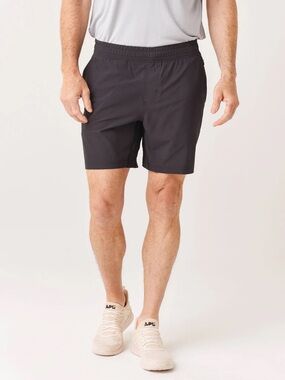 RHONE Men's 7" Black Mako Short Size Medium